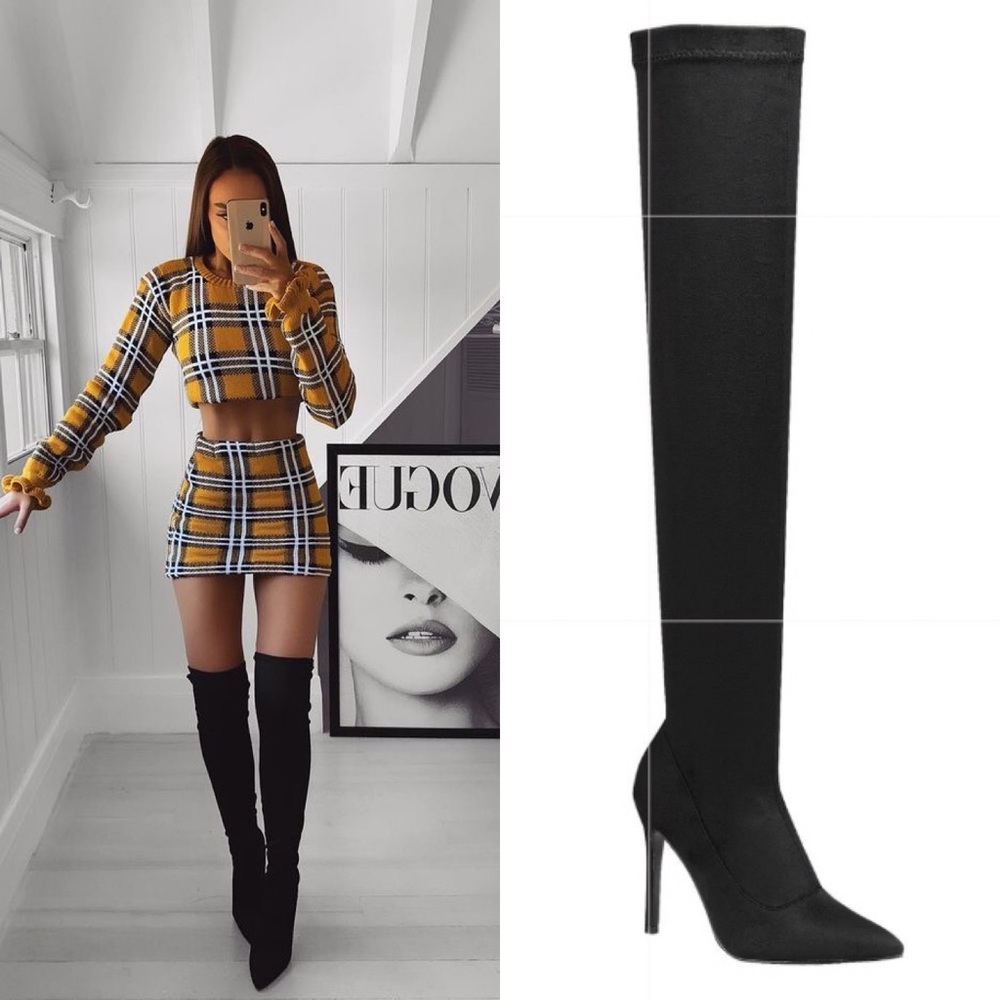 ‼️RESTOCK ‼️Black  knee high boots - Picture 3 of 3
